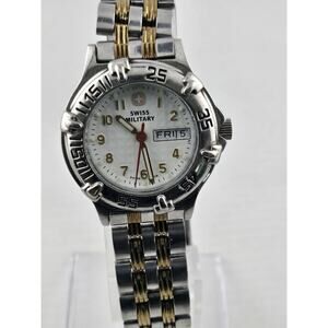 Swiss Military Vintage ’90s Ladies Day Date Quartz Watch New Battery Runs Great